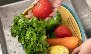 蚂蚁庄园：以下哪种方法能方便地去除水果表面的果蜡