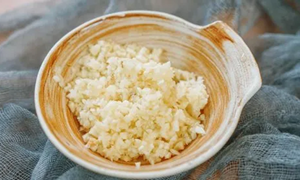 蚂蚁庄园：蒜泥放一段时间会变绿这是